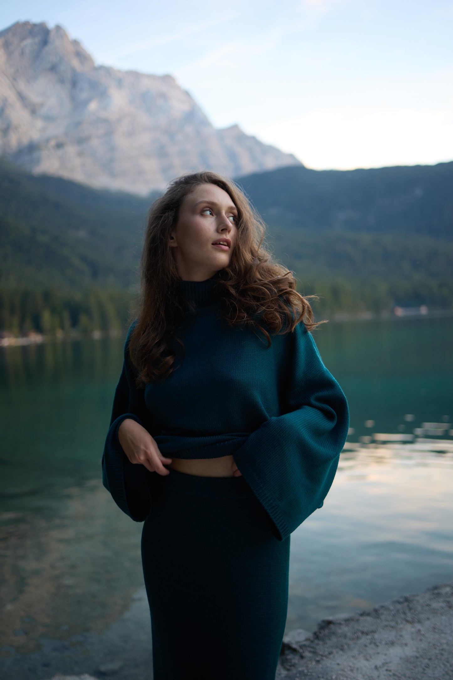 Lago Suit