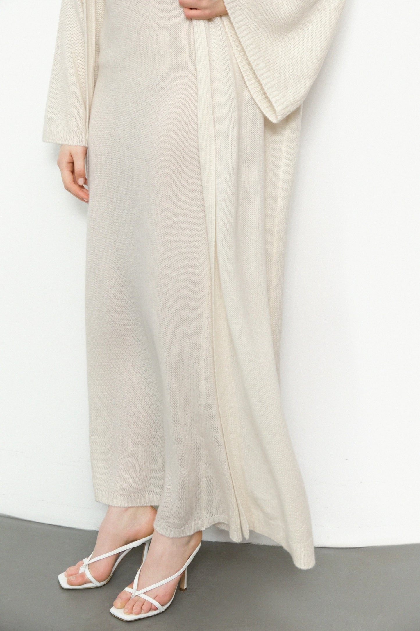 Thea Cardi