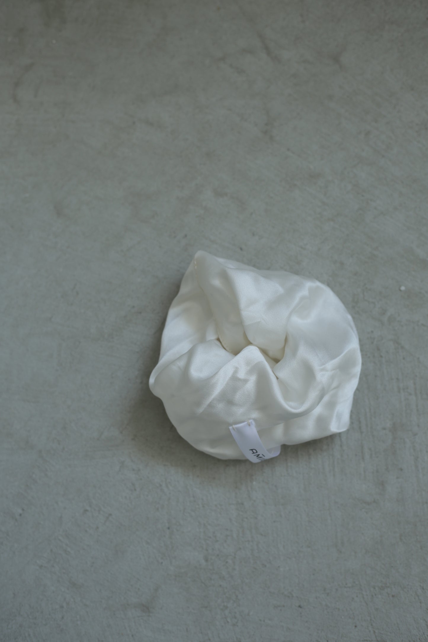 Ciel hair tie